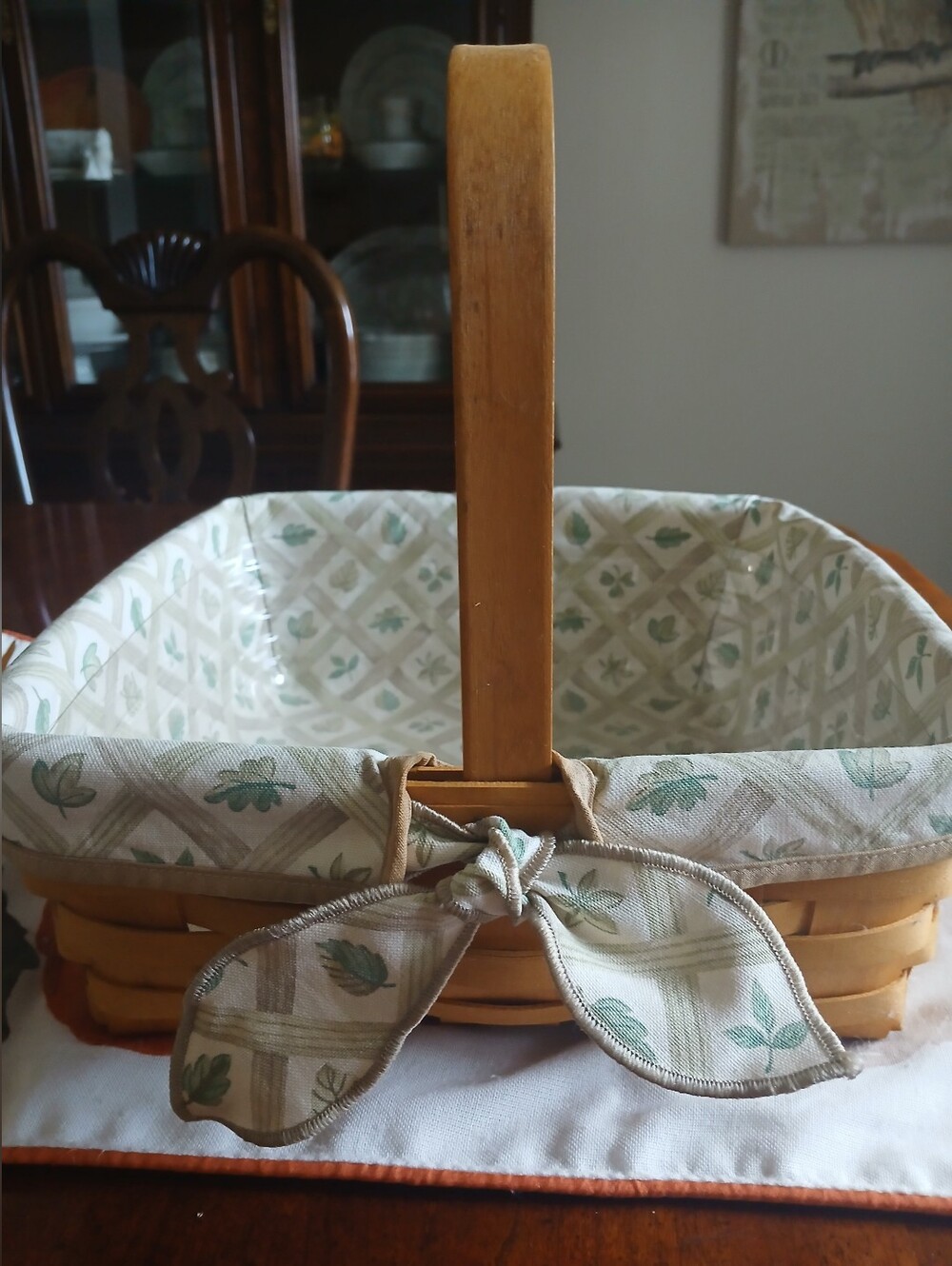 Longaberger Pie Basket w/ Liner & Protector